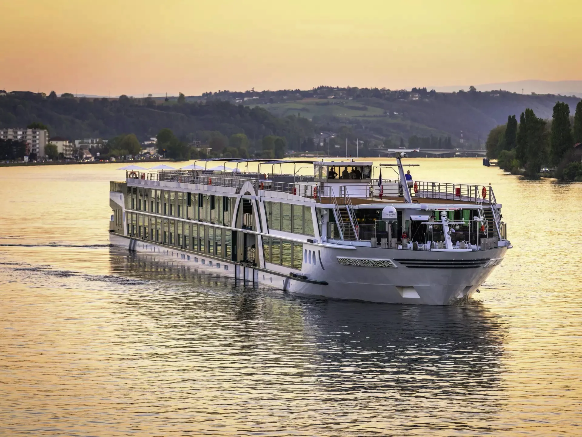 AMADEUS  Provence  Exterior-1