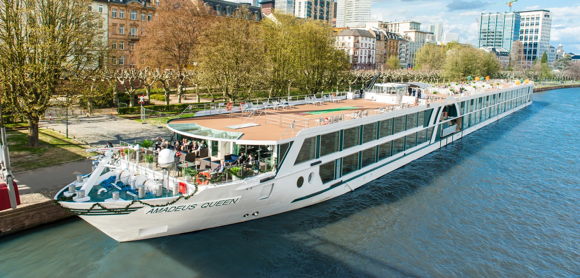 Amadeus River Cruises - Amadeus Queen - Exterior