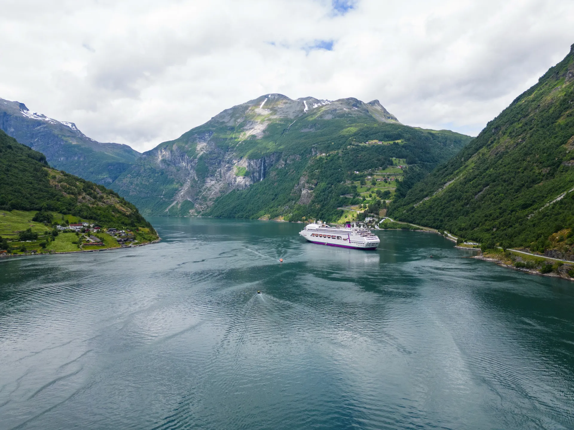 Ambassador Cruise Line Ambience Exterior 9