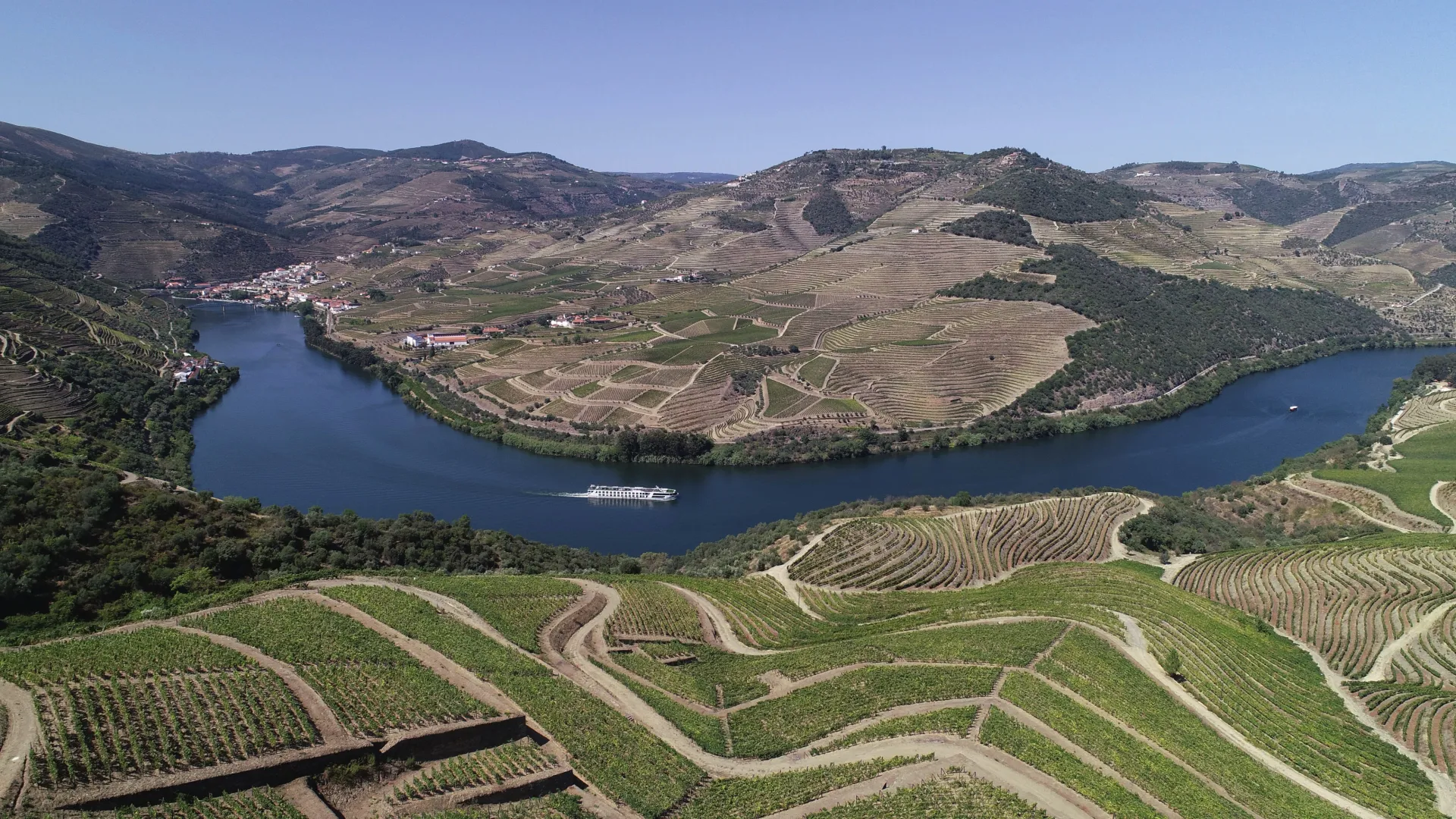 Emerald Cruises Emerald Radiance Exterior 0