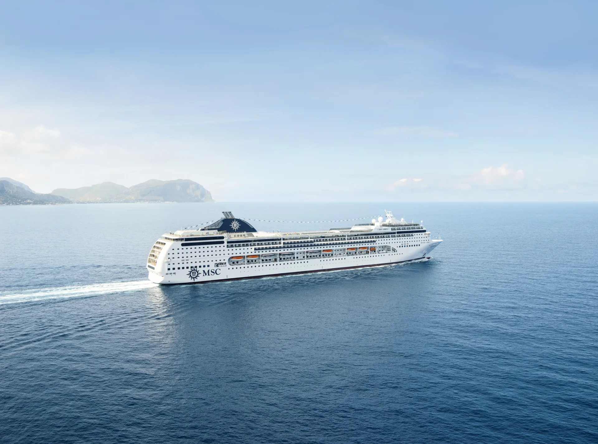 MSC Cruises MSC Lirica Exterior 1