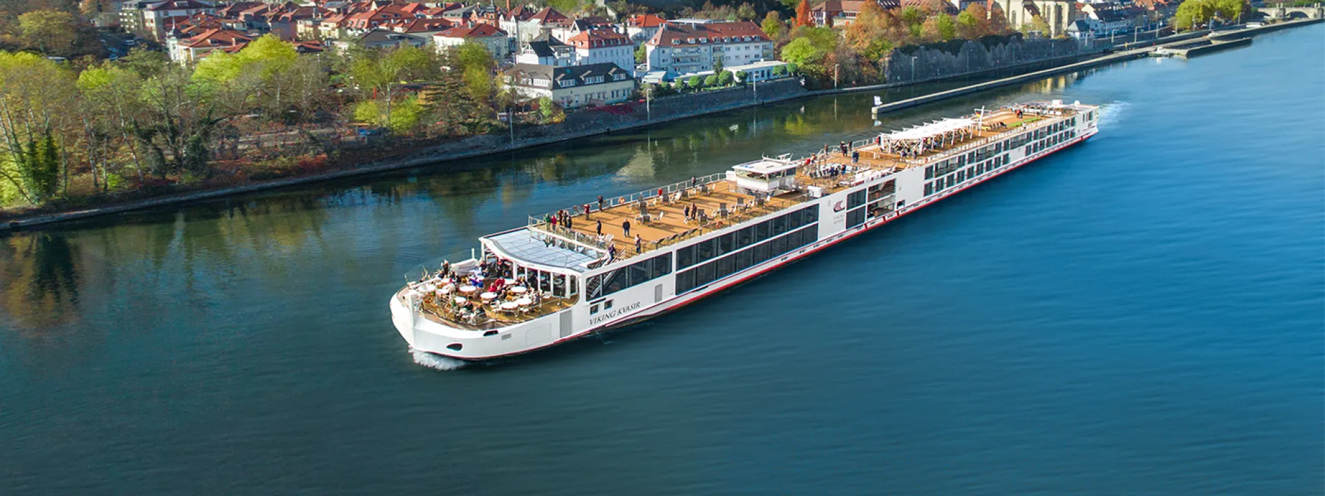 River-ocean-exterior-image- Longship 