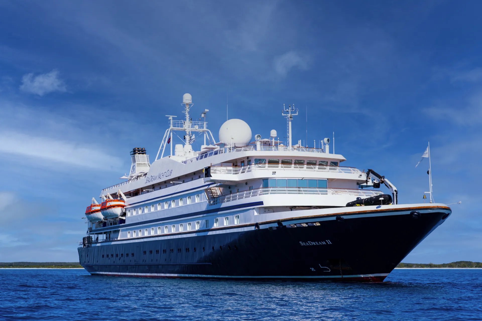 Seadream Yacht Club  Seadream II  Exterior