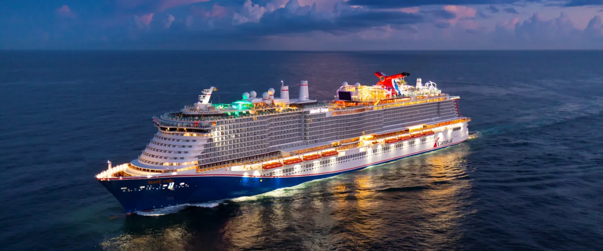 Carnival_-_Mardi_Gras__Exterior