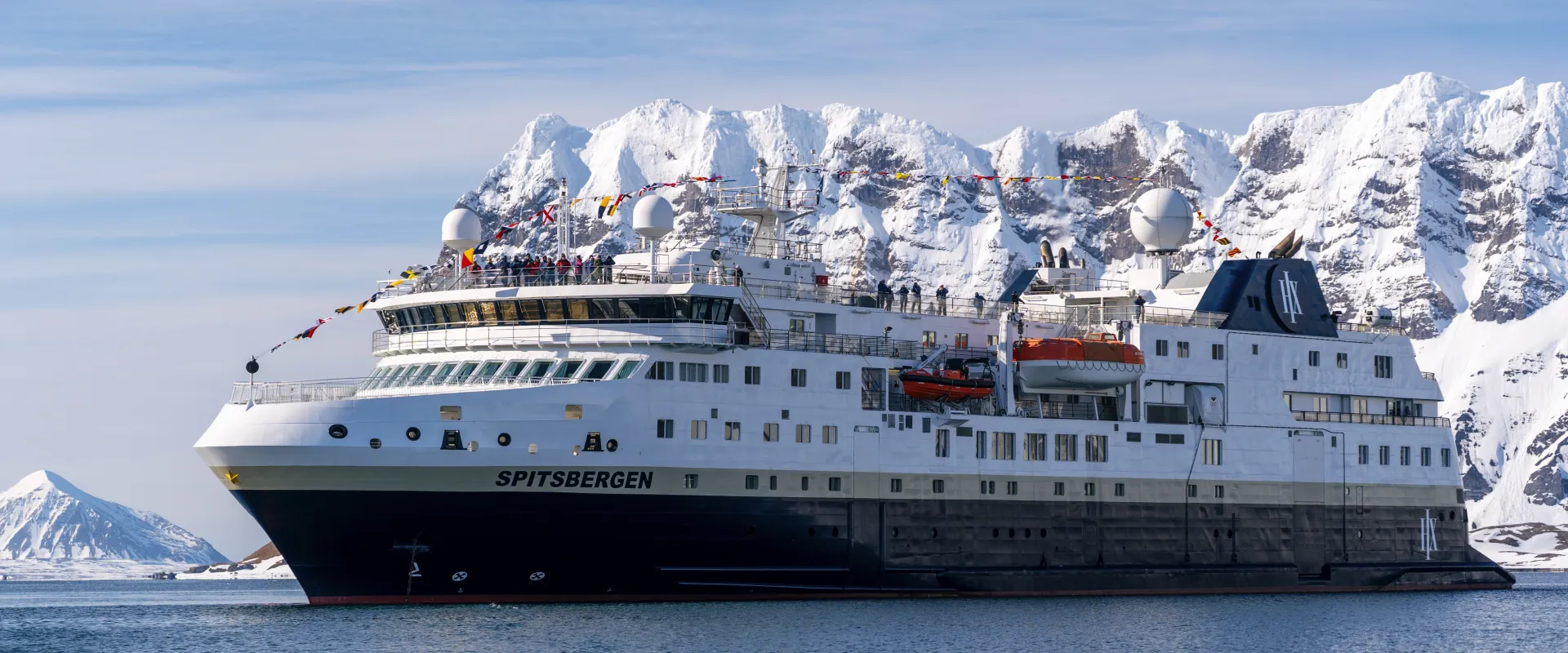 HX_Hurtigruten_Expeditions_MS_Spitsbergen_Svalbard_Burgerbutka_Exterior_1___Kay_Fochtmann___HX