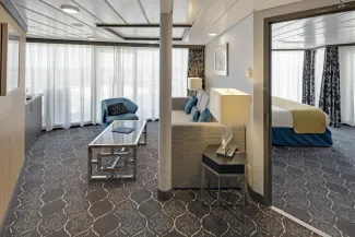 Allure of the Seas - AquaTheater Suite - 1 Bedroom