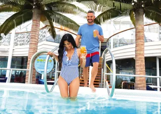 Allure of the Seas - Solarium