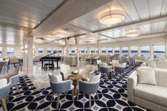 American Eagle - Chesapeake Lounge