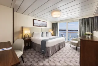 American Eagle - Premium Balcony