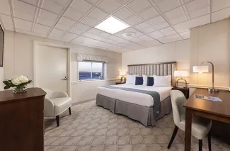 American Independence - Deluxe Balcony 2