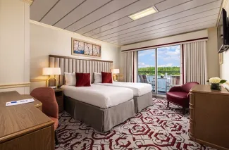 American Pride - Deluxe Balcony 2