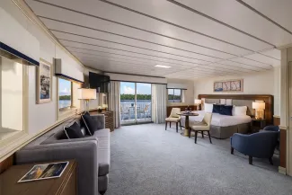 American Pride - Veranda Suite