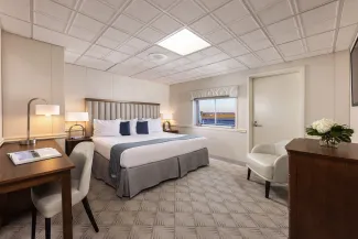 American Spirit - Deluxe Balcony 2