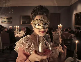 Brilliance of the Seas - Mystery Dinner Theatre