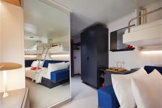 Brilliant Lady - Social Insider