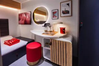 Brilliant Lady - Solo Insider