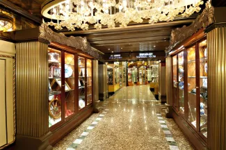 Carnival Firenze - The Fun Shops™