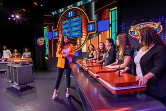 Carnival Mardi Gras - Family Feud™ Live