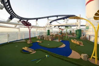 Carnival Mardi Gras - SportSquare