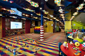 Carnival Miracle - Camp Carnival