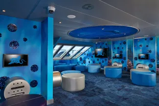 Carnival Miracle - Camp Ocean