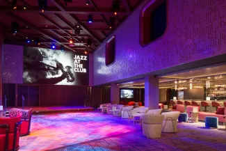 Celebrity Ascent - The Club