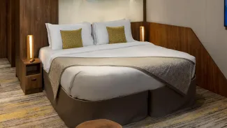 Celebrity Flora - Deluxe Guarantee