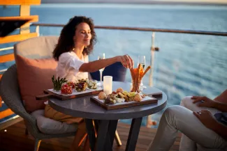 Celebrity Flora - Glamping Experience