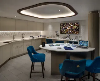 Celebrity Flora - The Lab