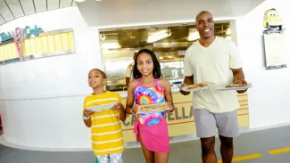 Disney Dream - Flo's Cafe