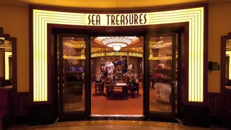 Disney Wonder - Sea Treasures