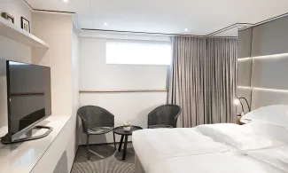 Emerald Radiance - Emerald Stateroom