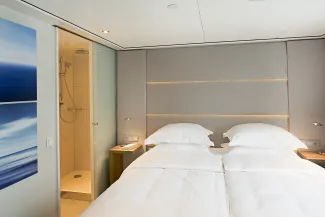 Emerald Radiance - Owner's One-Bedroom Suite