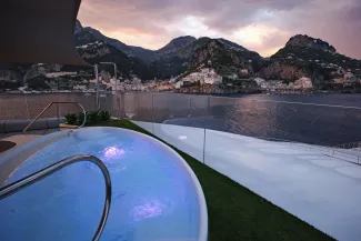 Emerald Sakara - Spa Pool