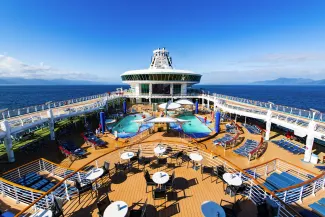 Explorer of the Seas - Pool Deck
