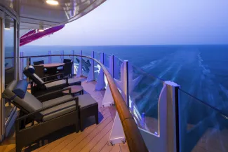 Harmony of the Seas - Spacious AquaTheatre Suite - 1 Bedroom