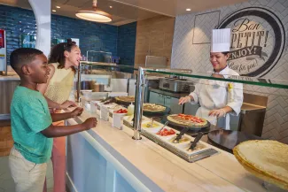 Icon of the Seas - Crème De La Crêpe