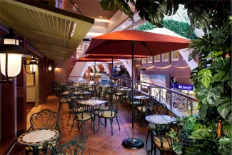 Independence Of The Seas - Crown Lounge