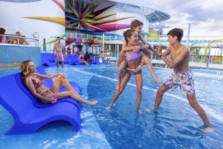 Legend of the Seas - Royal Bay