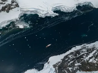 m/v Sea Spirit - Flying a Drone in Antarctica