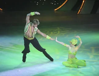 Mariner of the Seas - Ice Under The Big Top