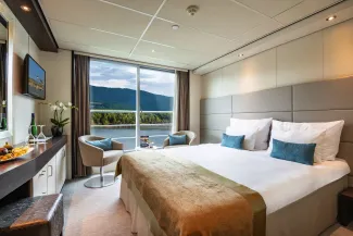 MS Amadeus Brilliant - B-4 Cabin with French Balcony