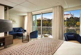 MS Amadeus Riva - AMADEUS Suite with Walk-Out Exterior Balcony