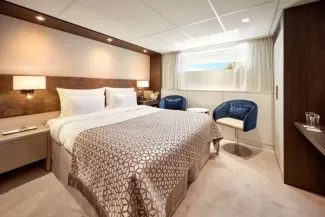 MS Amadeus Riva - C-1 Cabin with Panoramic Window