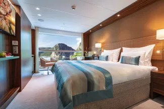 MS Amadeus Star - A-1 Cabin with Drop-Down Panoramic Window