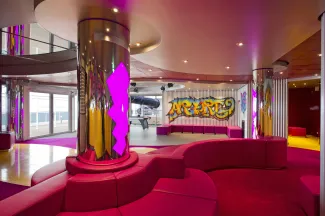 MSC Preziosa - Graffiti Teen Disco 