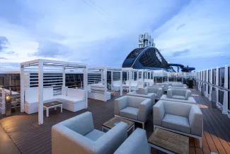 MSC Seascape - Top 19 Bar