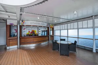 MSC Sinfonia - Vitamin Bar