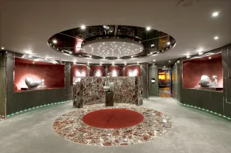 MSC Splendida - Art Gallery