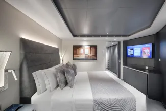 MSC World America - MSC Yacht Club Royal Suite With Whirlpool Bath